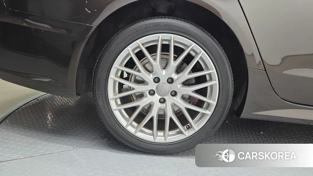 Audi New A6 id 4746974 из Кореи 32