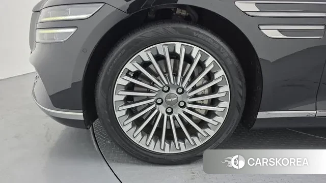 Genesis Electrified G80 (RG3) id 3468432 из Кореи 15