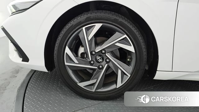 Hyundai The New Avante (CN7) id 4602850 из Кореи 25