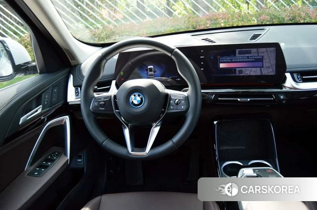 BMW iX1 id 4260374 из Китая 9