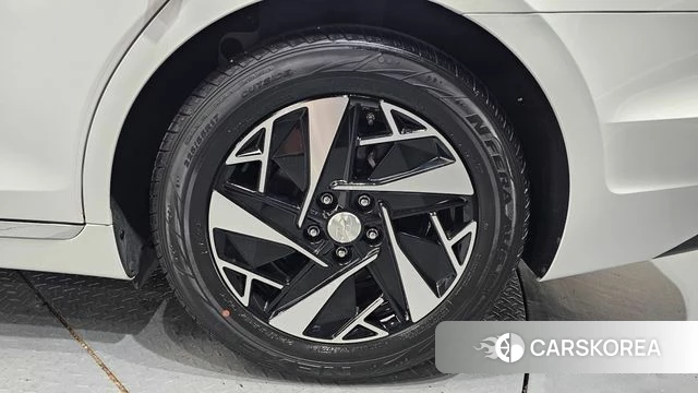 Hyundai The New Grandeur IG Hybrid id 4586551 из Кореи 26