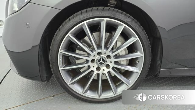 Mercedes-Benz E-Class W213 id 4880777 из Кореи 30