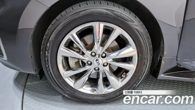 Kia The New Carnival id 2311835 из Кореи 15