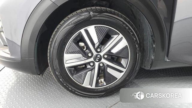 Kia The New Niro id 3898734 из Кореи 15