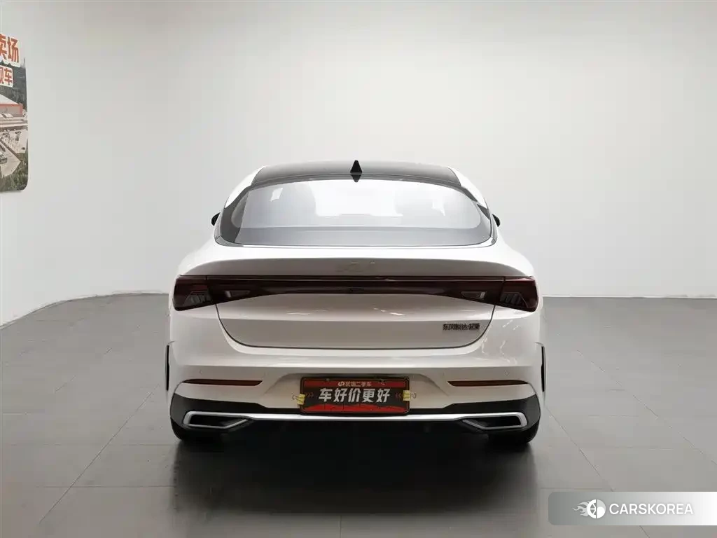Kia K5 id 4578279 из Китая 19