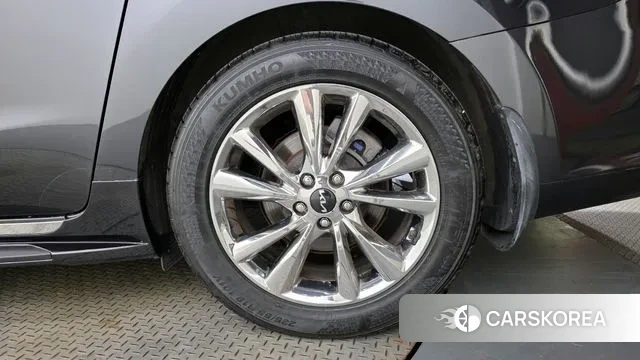 Kia The New Carnival id 3166256 из Кореи 15