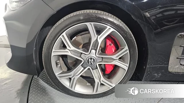 Kia Stinger id 3429494 из Кореи 15