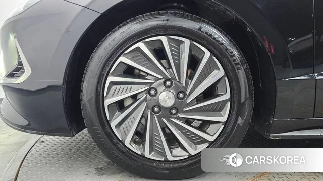 Hyundai Sonata Hybrid (DN8) id 4376233 из Кореи 25