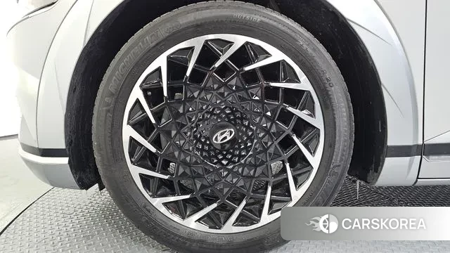 Hyundai Ionic 5 id 3561391 из Кореи 15