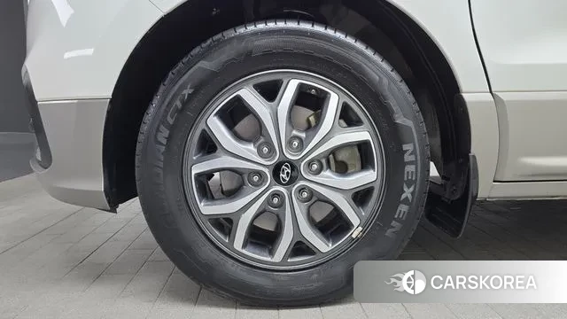 Hyundai The New Grand Starex id 3666138 из Кореи 15
