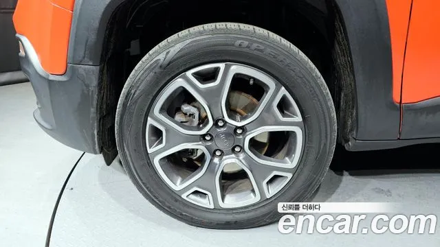 Jeep Renegade id 2402135 из Кореи 15