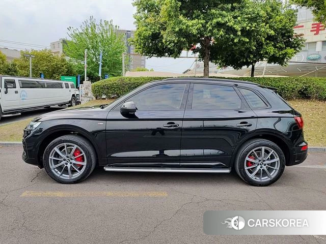 Audi Q5L 2023 Черный из Китая, фото 5