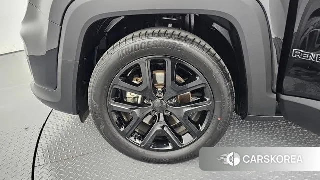 Jeep Renegade id 3492520 из Кореи 15