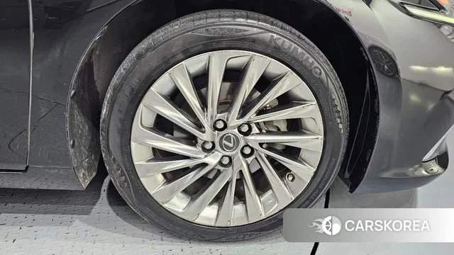 Lexus ES300h 7th generation id 3024444 из Кореи 15