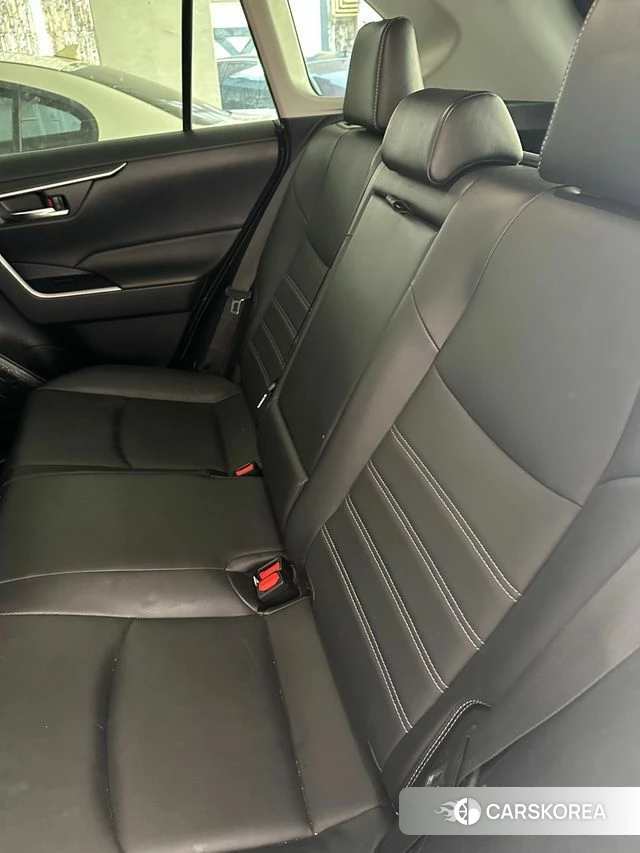 Toyota RAV4 5th Generation 2022 Белый из Кореи, фото 5