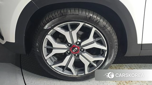 Kia Seltos id 4750824 из Кореи 27