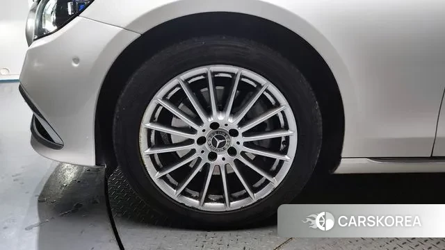 Mercedes-Benz E-Class W213 id 3592527 из Кореи 15