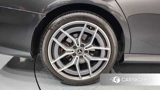 Mercedes-Benz E-Class W213 id 3788154 из Кореи 15