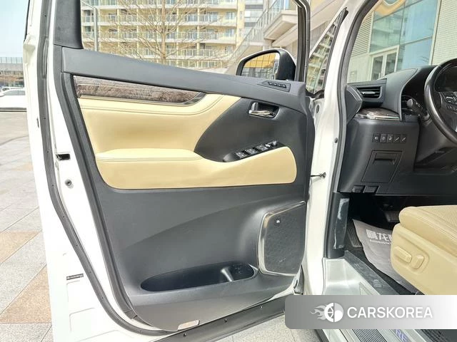 Toyota Wilfa id 4263519 из Китая 20