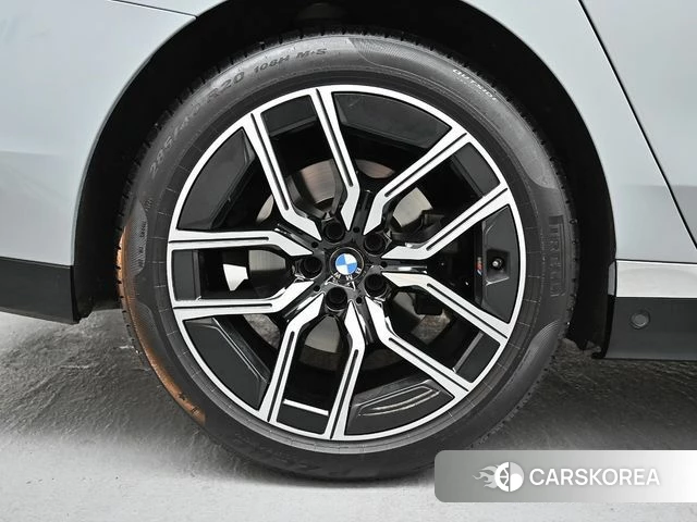 BMW 7 Series (G70) id 4640346 из Кореи 15