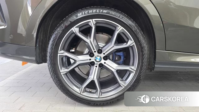 BMW X6 (G06) id 4550833 из Кореи 28