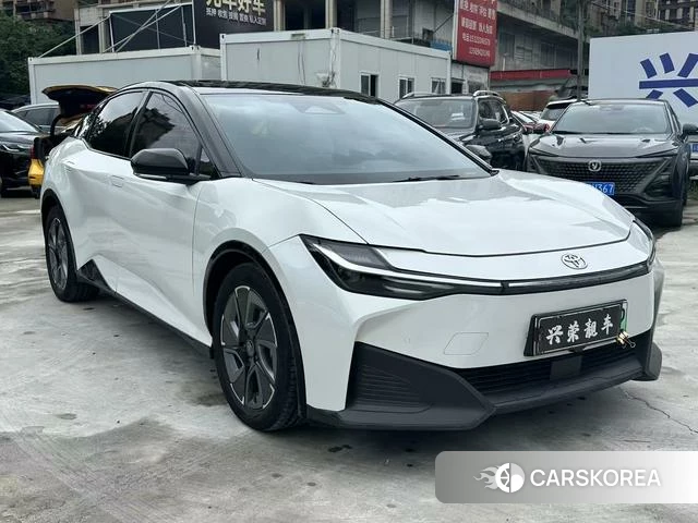 Toyota bZ3 id 4342057 из Китая 16