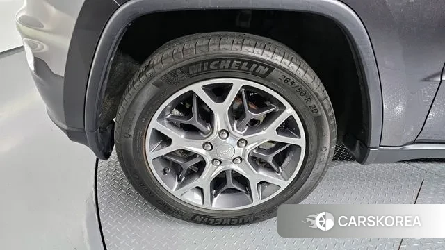 Jeep Grand Cherokee id 3004776 из Кореи 15