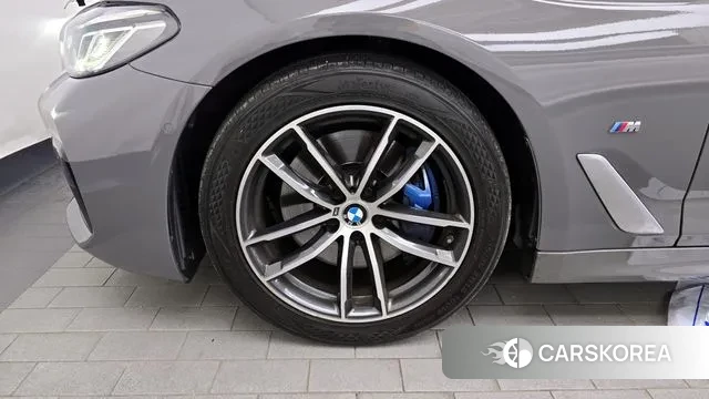 BMW 5 Series (G30) id 2895390 из Кореи 15