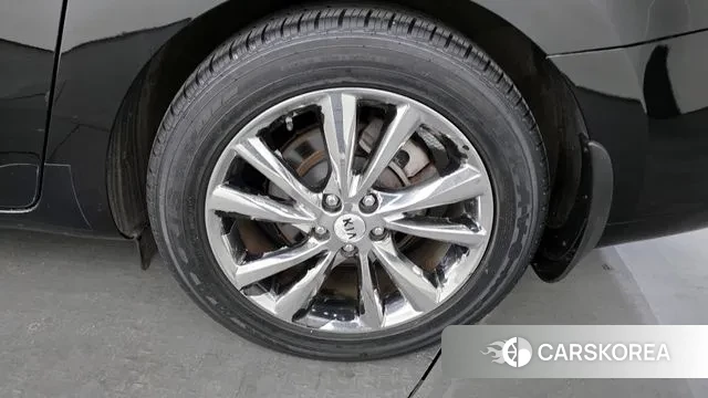 Kia The New Carnival id 3557840 из Кореи 15