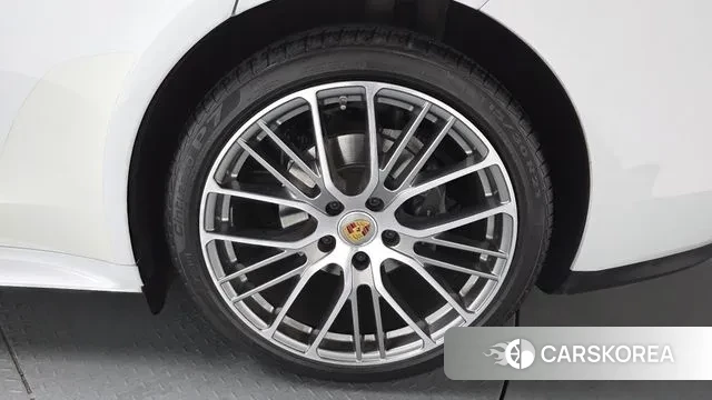 Porsche Panamera (971) id 3765153 из Кореи 16