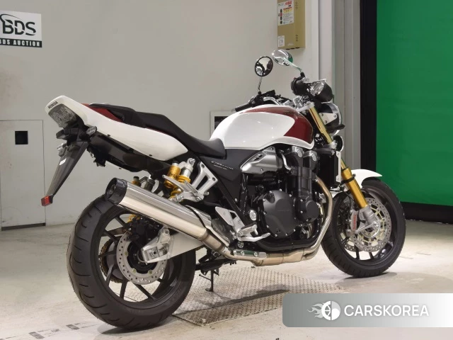 Проданный Honda CB1300SF SP 2026 из Японии, фото 4