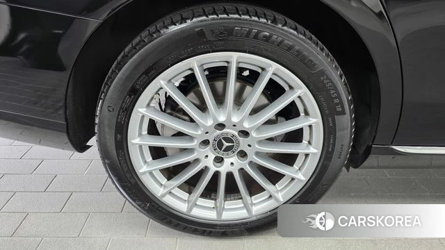 Mercedes-Benz E-Class W213 id 4625430 из Кореи 28