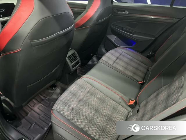 Volkswagen Golf GTI id 4335114 из Китая 9