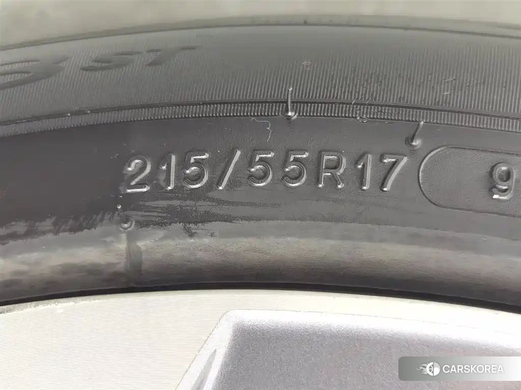 Lexus ES id 4628176 из Китая 19