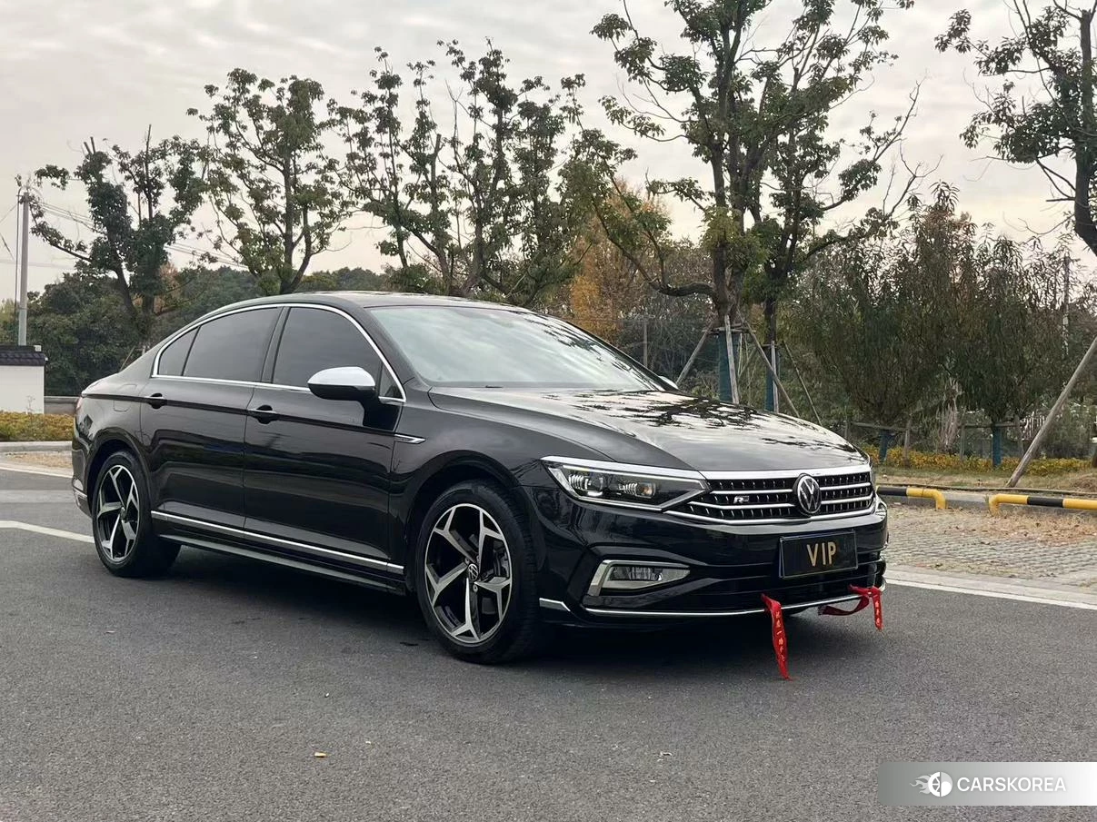 Volkswagen Magotan 2022 Черный из Китая, фото 5