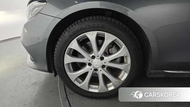 Mercedes-Benz E-Class W213 id 3925050 из Кореи 15