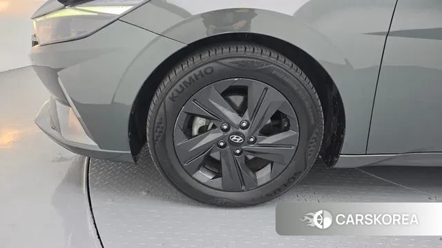 Hyundai Avante Hybrid (CN7) id 3312479 из Кореи 15