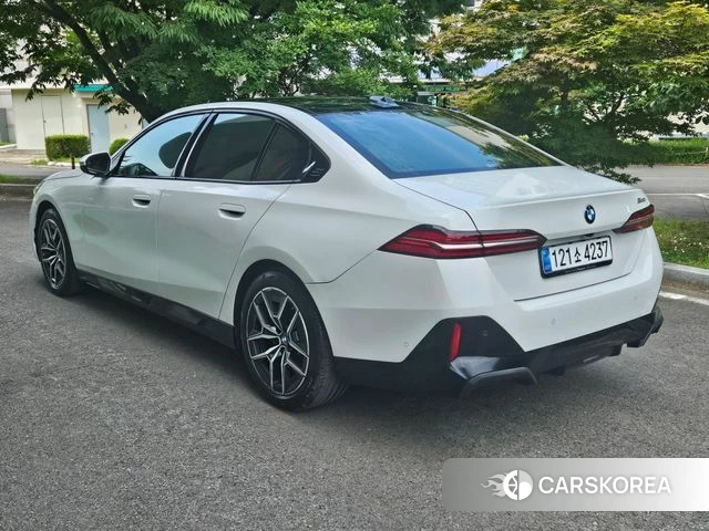 BMW 5 Series (G60) id 4599863 из Кореи 15