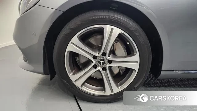 Mercedes-Benz E-Class W213 id 3161941 из Кореи 15