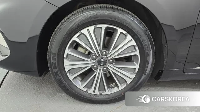 Kia K7 Premier Hybrid id 3601900 из Кореи 15