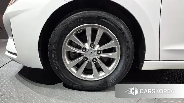 Hyundai The New Avante AD id 3622249 из Кореи 15