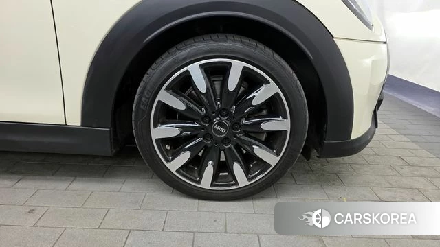 Mini Cooper S id 3852208 из Кореи 15