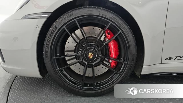 Porsche 911(992) id 4408603 из Кореи 15