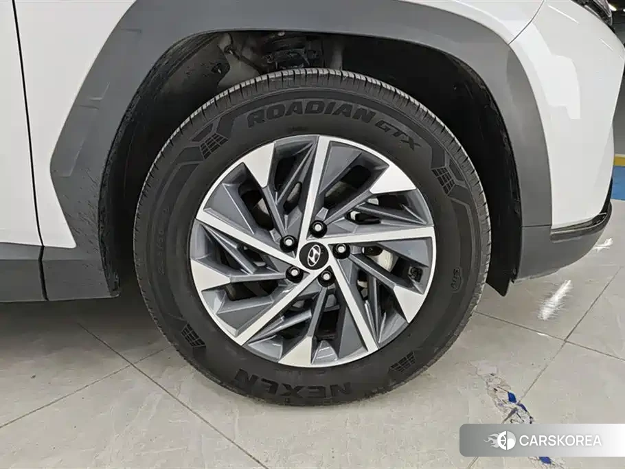 Hyundai Tucson id 4599555 из Китая 11