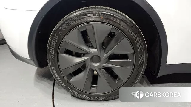 Tesla Model Y id 3596191 из Кореи 15