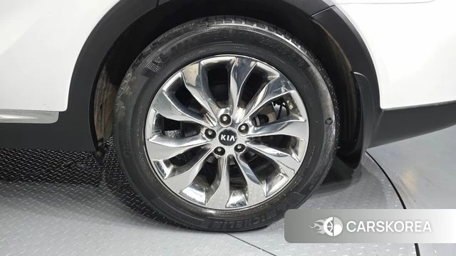 Kia The New Sorento id 3808157 из Кореи 15