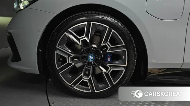 BMW 5 Series (G60) id 4767565 из Кореи 15