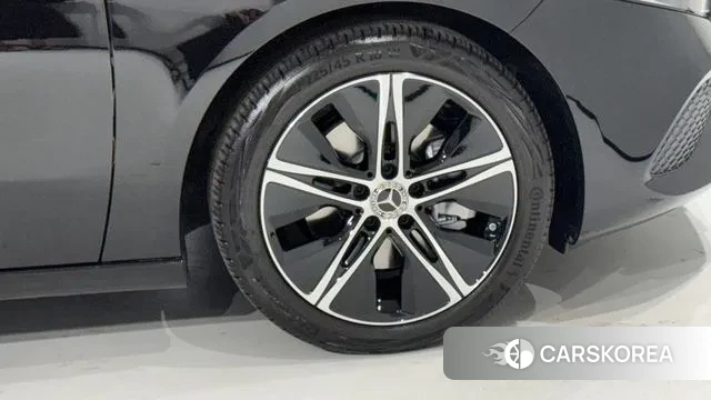 Mercedes-Benz A-Class W177 id 3720616 из Кореи 15