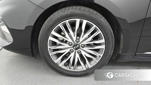 Kia K7 Premier id 3879202 из Кореи 15