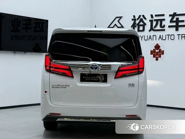 Toyota Elfa 2021 Белый из Китая, фото 6